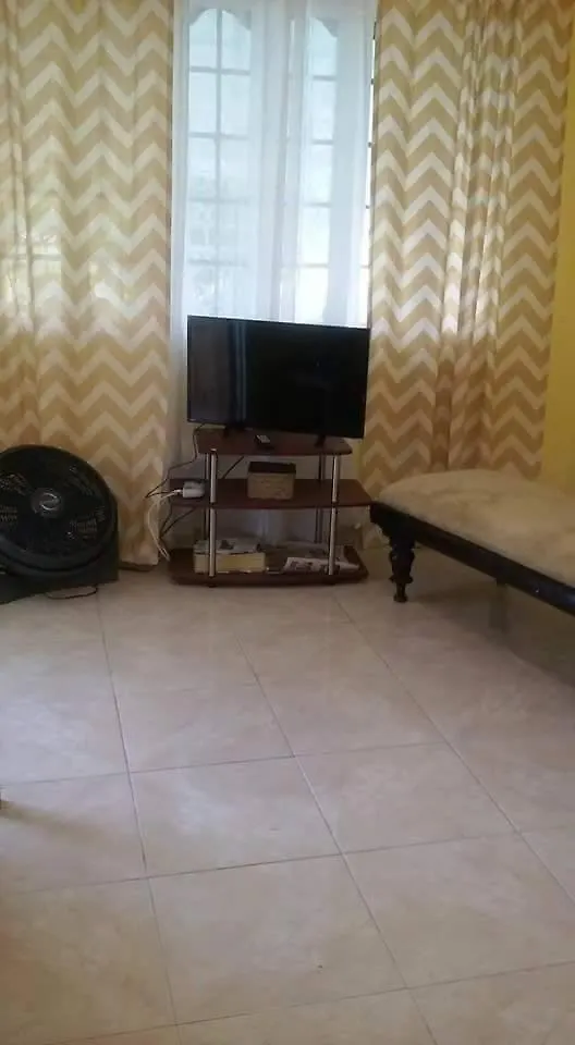 Spacious 3Bedroom Home With Parking And Wifi Harbour View 0*,  Jamaica